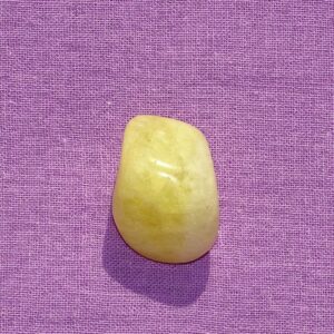 Danburit gebohrt Nr. 3