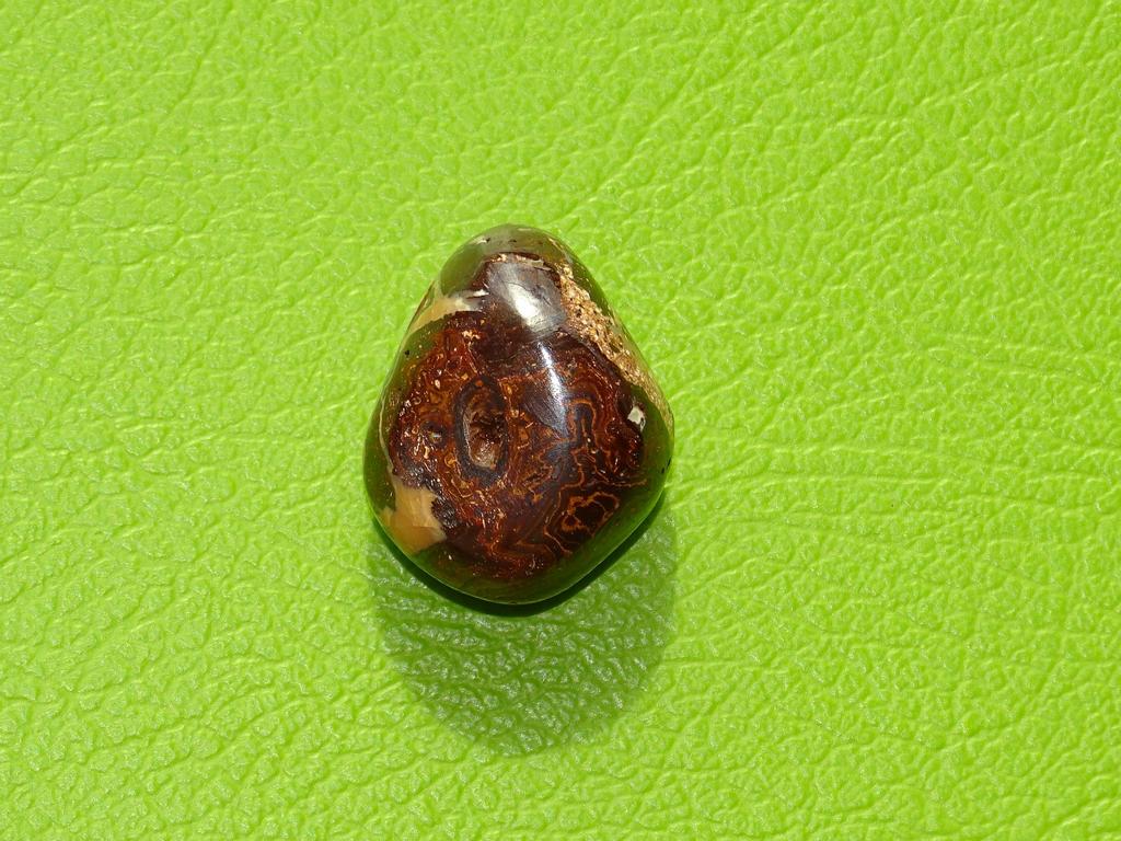 Boulder-Opal gebohrt Nr. 2