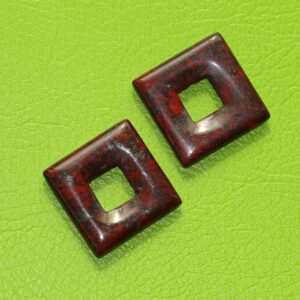 Brekzien-Jaspis-Donut, quadratisch