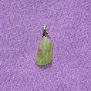 Hessonit-Anhänger Nr. 2