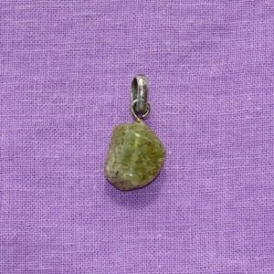 Hessonit-Anhänger Nr. 3