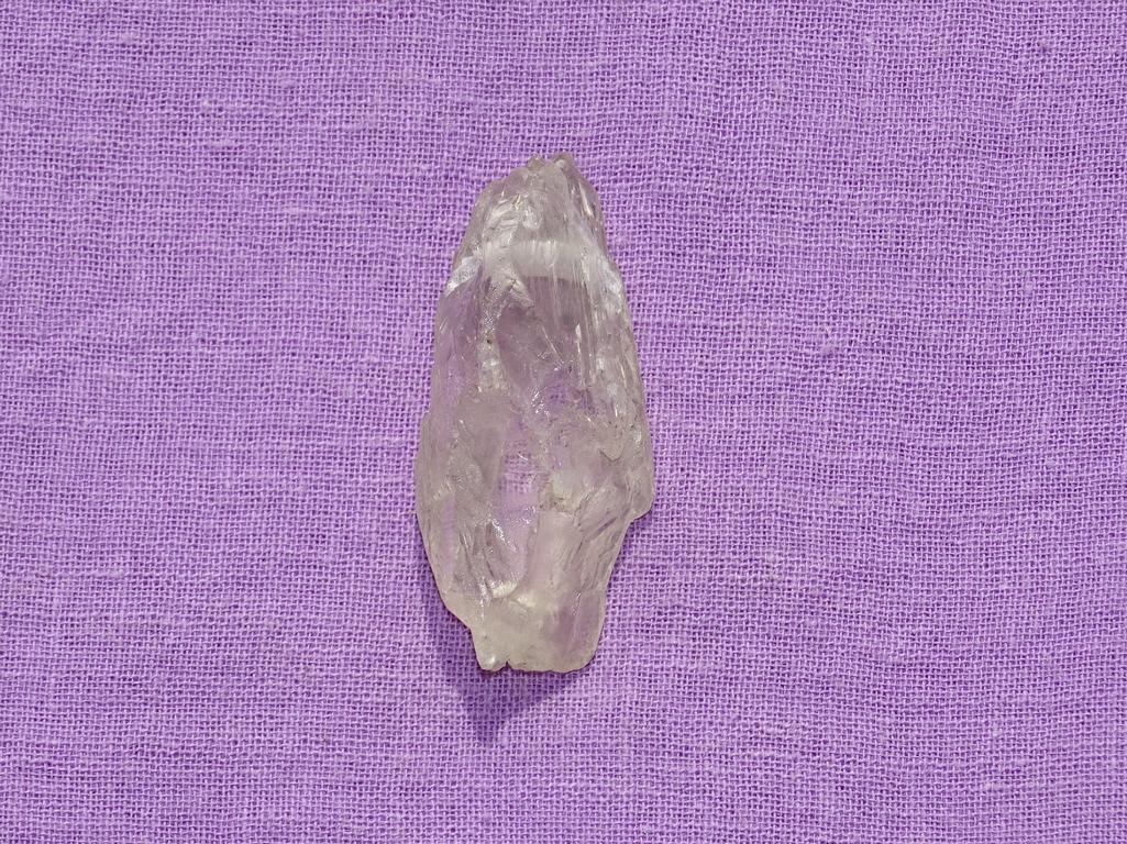 Hiddenit gebohrt Nr. 4