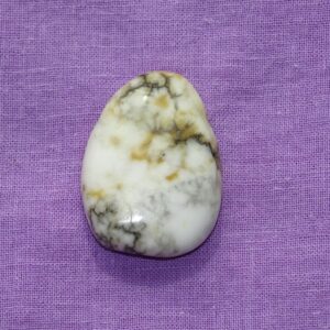 Howlith gebohrt Nr. 1