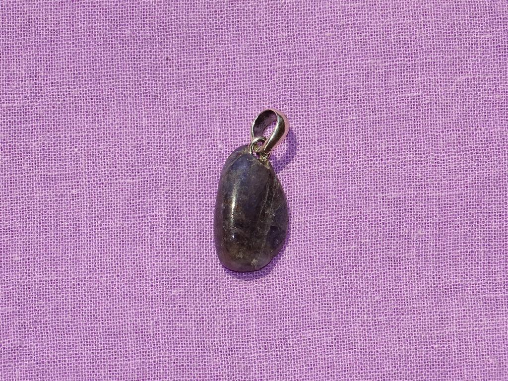 Labradorit-Anhänger Nr. 5