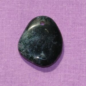 Moosachat-Flachstein gebohrt Nr. 2