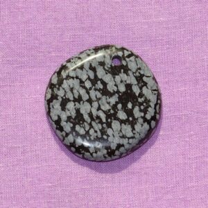 Schneeflockenobsidian-Flachstein gebohrt Nr. 1