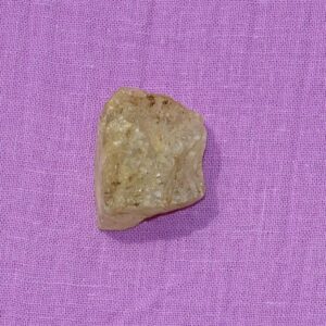 Orthoklas Rohstein gebohrt Nr. 1