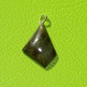 Labradorit-Anhänger Nr. 6