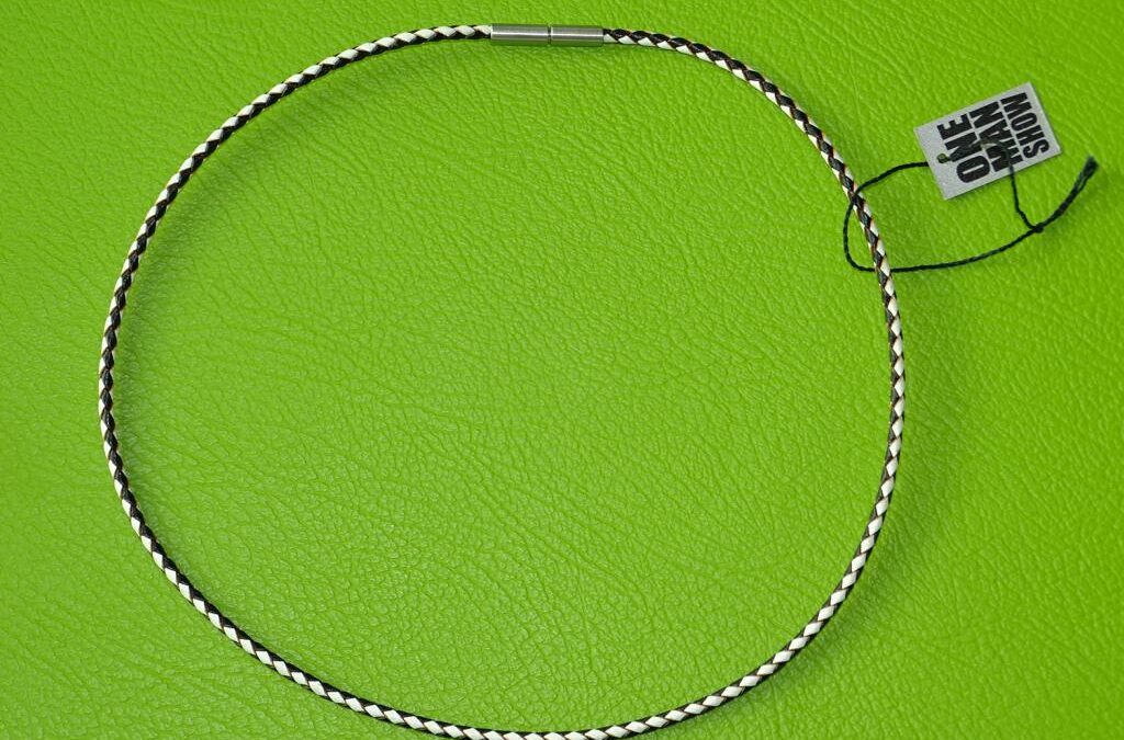 Lederband schwarz/weiß 45 cm, Dicke 2 mm