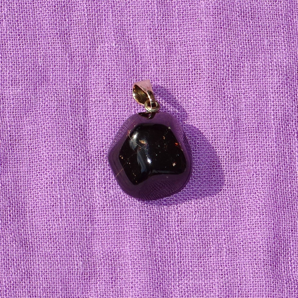 Almandin-Anhänger Nr. 2