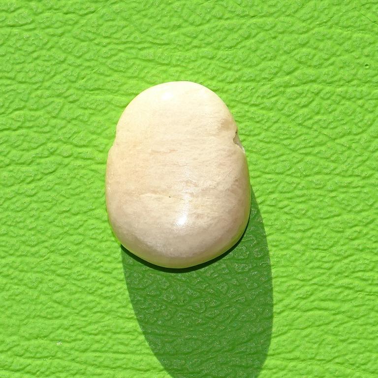 Petalit gebohrt Nr. 2