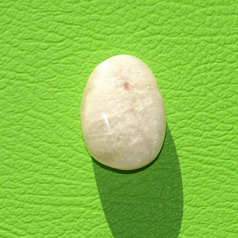 Petalit gebohrt Nr. 3