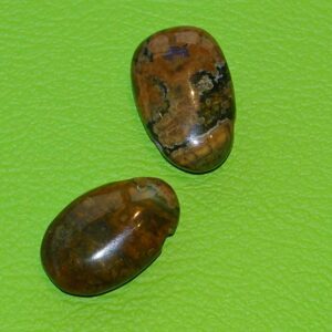 Rhyolith Tropfen gebohrt