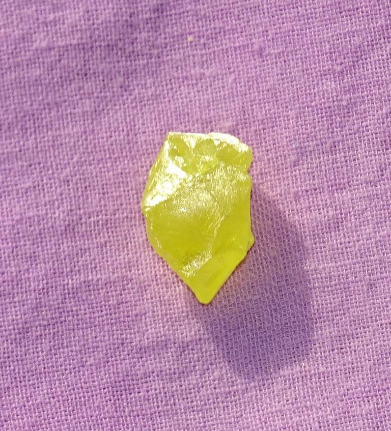 Schwefel-Rohstein Nr. 4