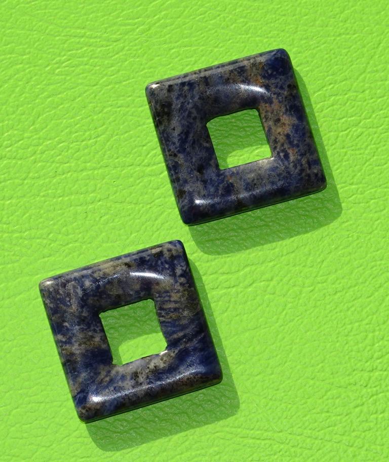 Sodalith-Donut quadratisch