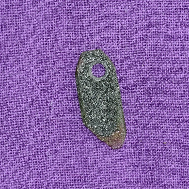 Sphen (gebohrt) – Bild 2