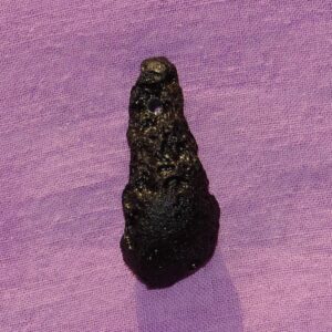 Tektit gebohrt Nr. 6