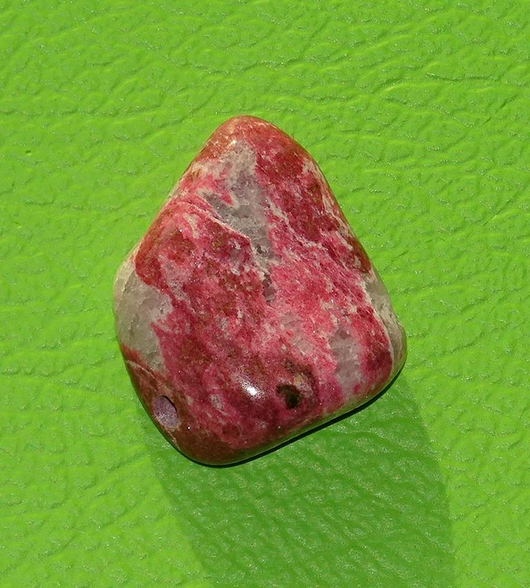 Thulit gebohrt Nr. 6