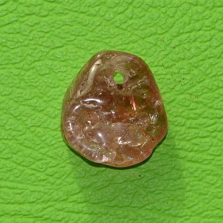 Turmalin rosa, gebohrt, Nr. 2