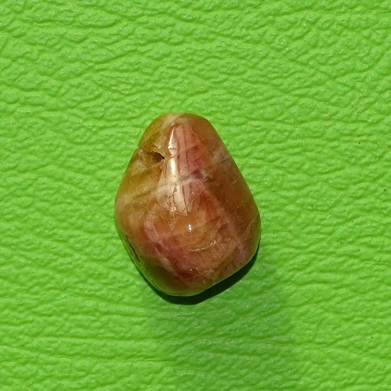 Turmalin rosa, gebohrt, Nr. 3