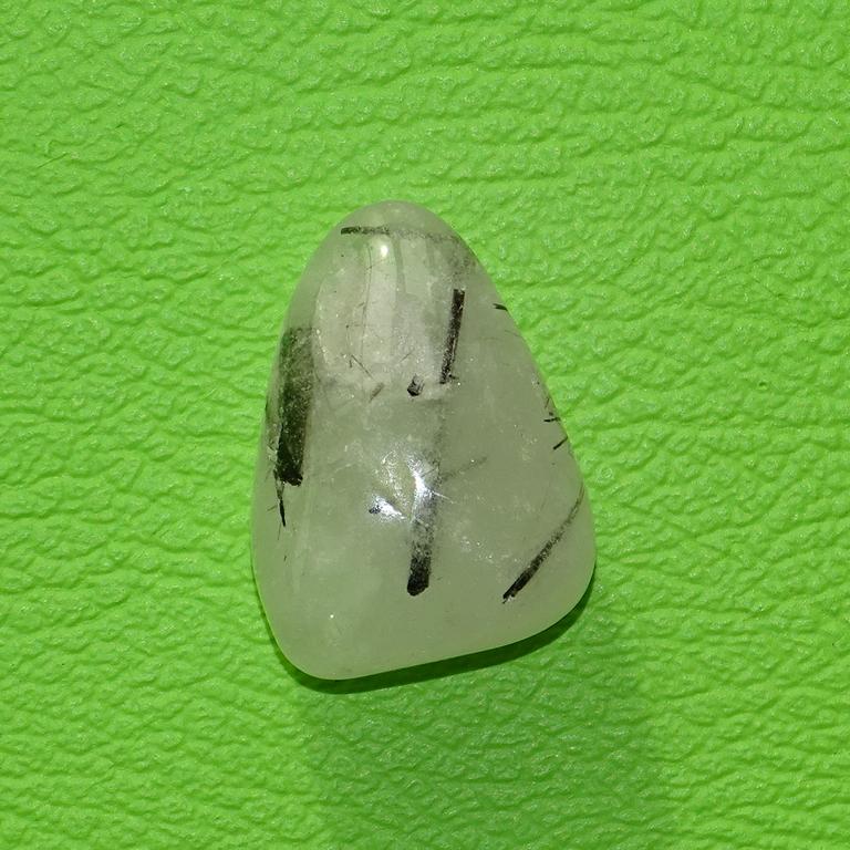 Turmalinquarz gebohrt Nr. 5