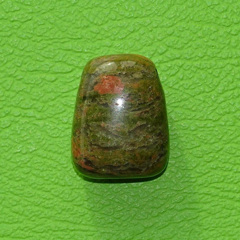 Unakit gebohrt Nr. 4