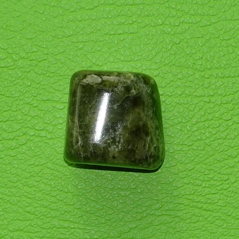 Vesuvian gebohrt Nr. 3