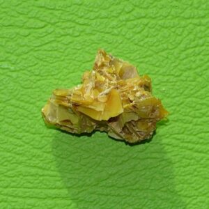 Wulfenit Rohstein Nr. 2