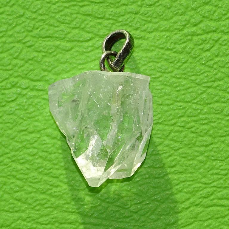 Zeolith-Anhänger Nr. 1