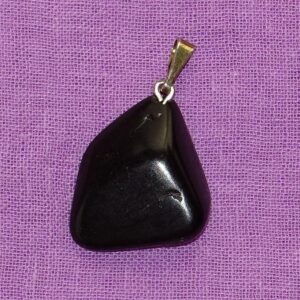 Gagat-Anhänger Nr. 1