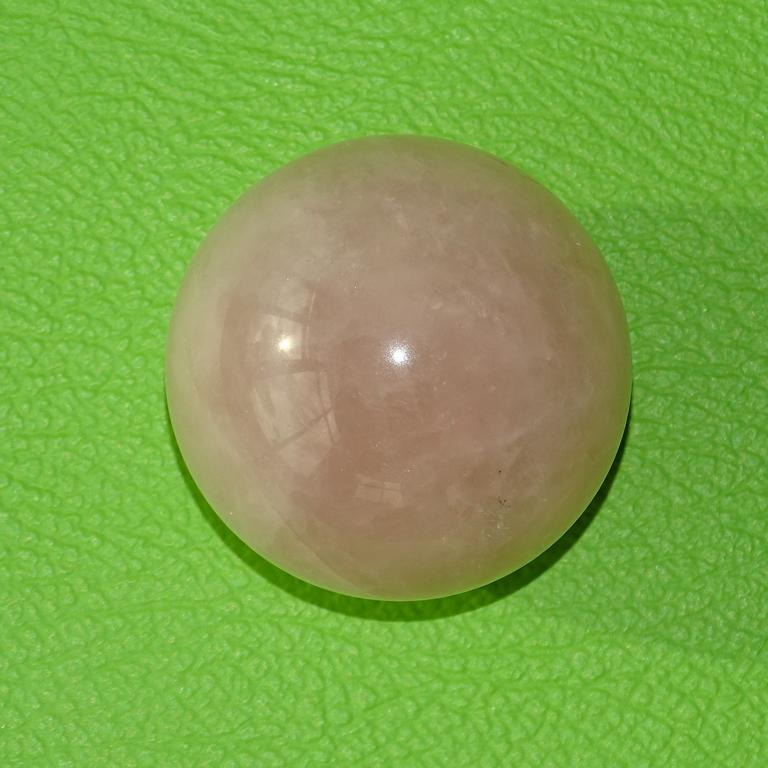 Rosenquarz-Kugel Ø 4 cm