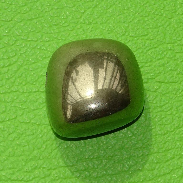 Chalkopyrit gebohrt Nr. 4