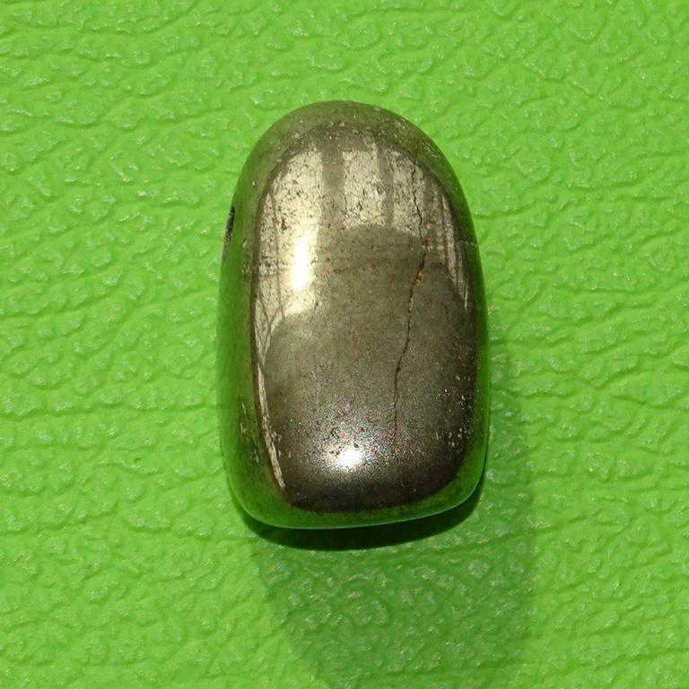 Chalkopyrit gebohrt Nr. 5