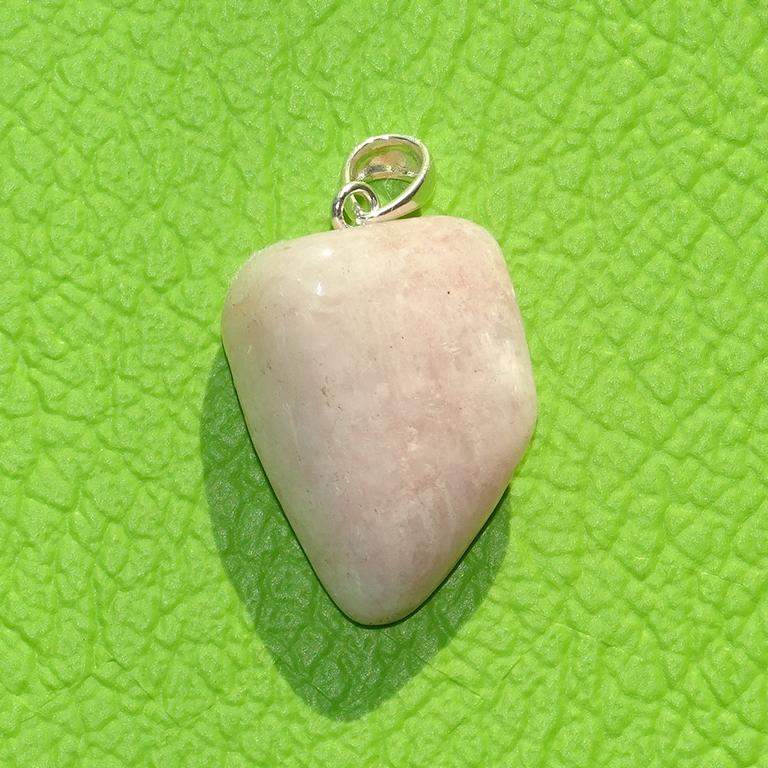 Petalit-Anhänger Nr. 9