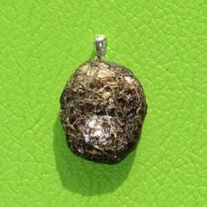 Biotit-Linse-Anhänger Nr. 6