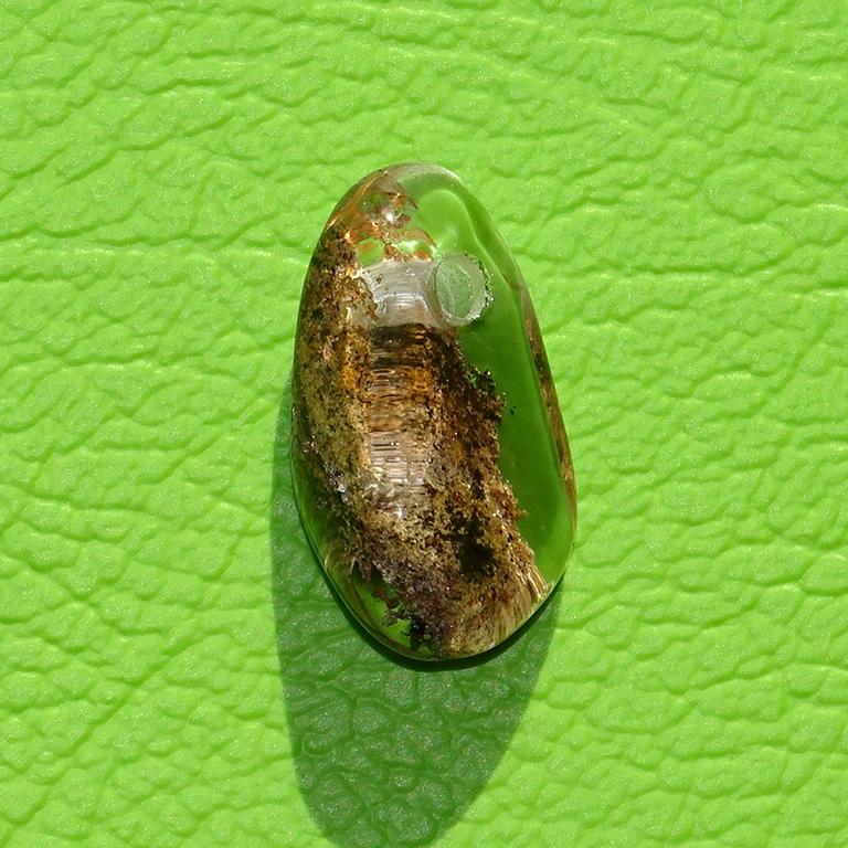 Phantomquarz gebohrt Nr. 11