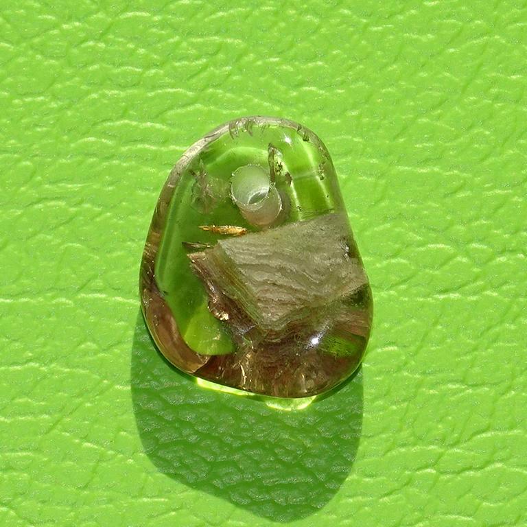 Phantomquarz gebohrt Nr. 7