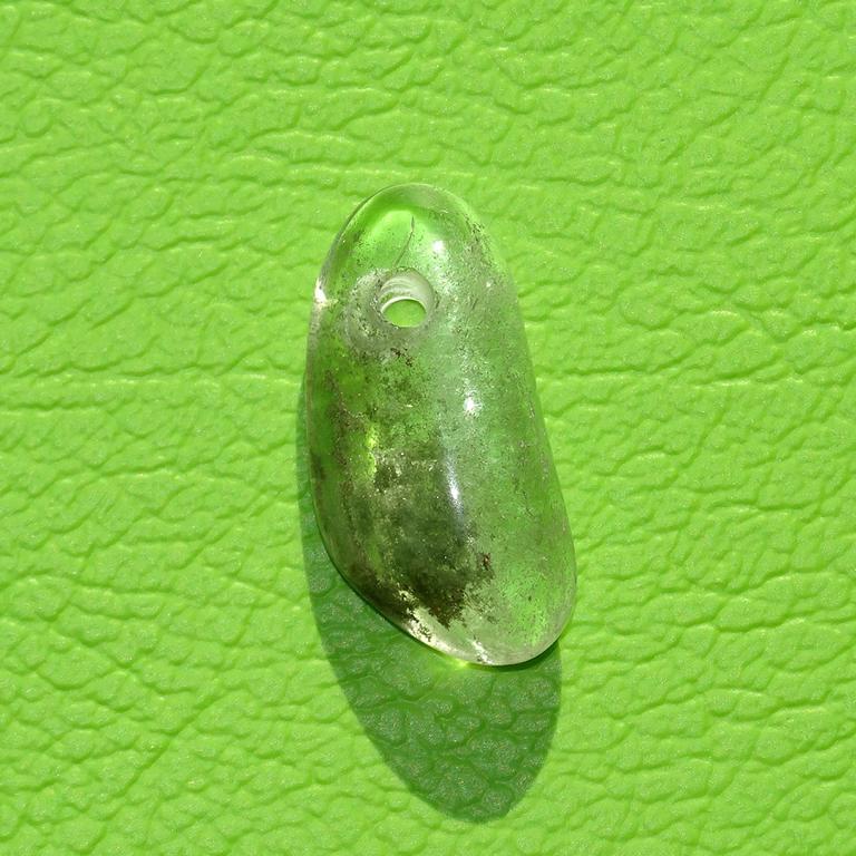 Phantomquarz gebohrt Nr. 9