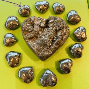 Pyrit-Herzen - Wähle aus dem aktuellen Sortiment!